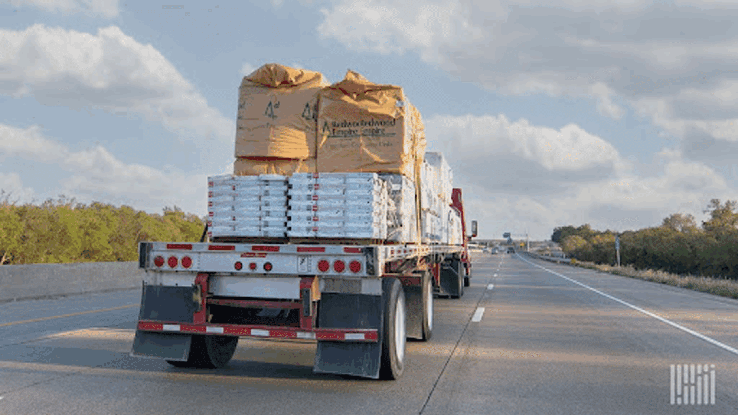 What First-Time Flatbed Owner-Operators Must Know Before Hauling Open Deck Freight