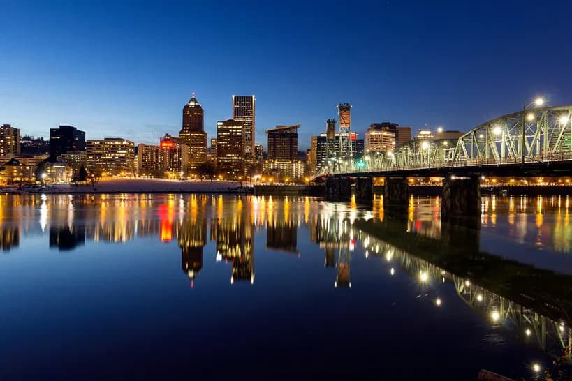 Oregon's New Steps Towards California's Clean Trucks Policy Despite Uncertainties