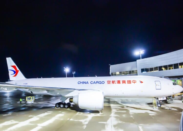 SF Express Starts 747-400F Cargo Flights from Ezhou to East Midlands in Partnership with Air One