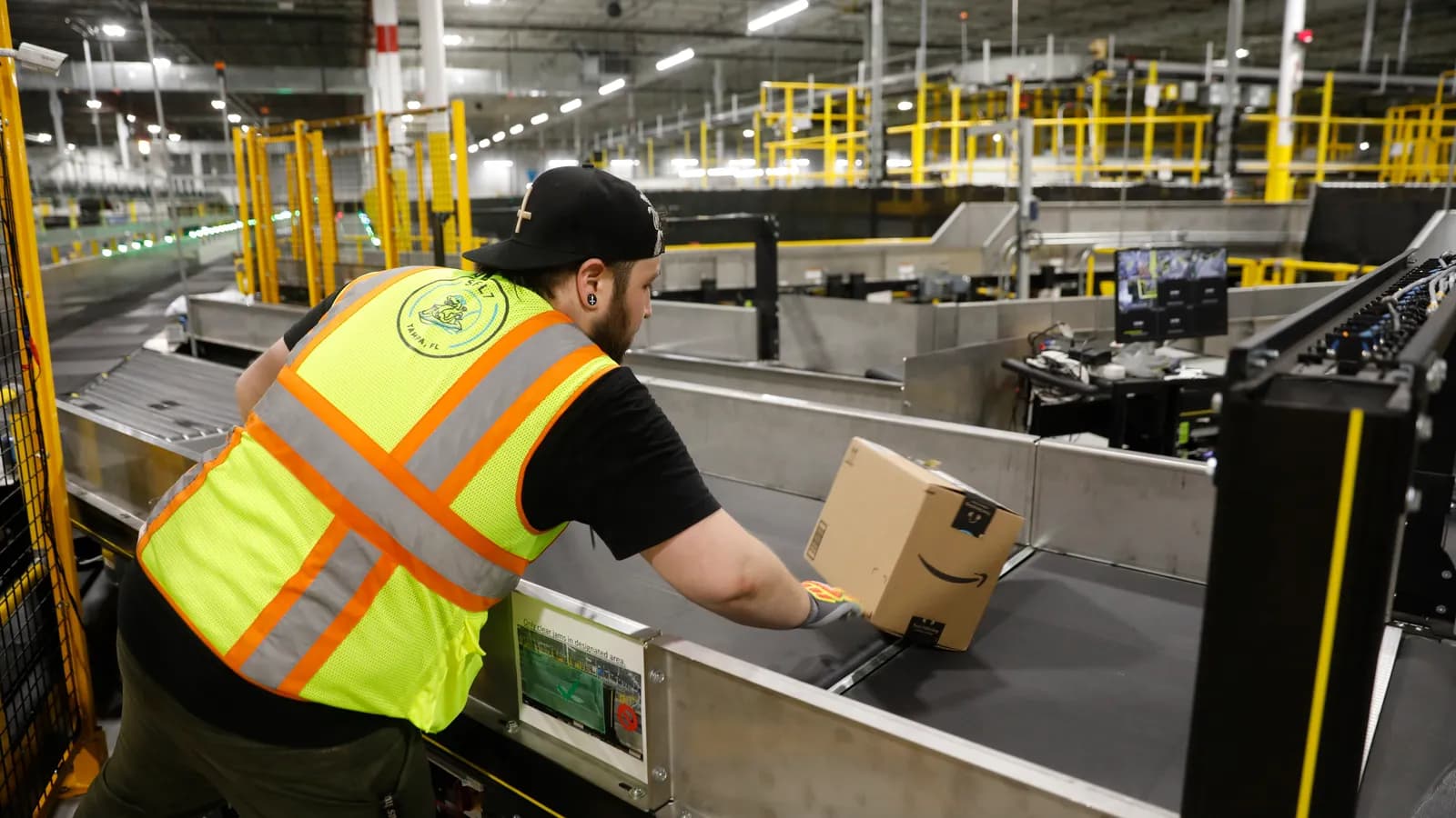 Amazon to Cease FBA Prep and Labeling Services from 2026