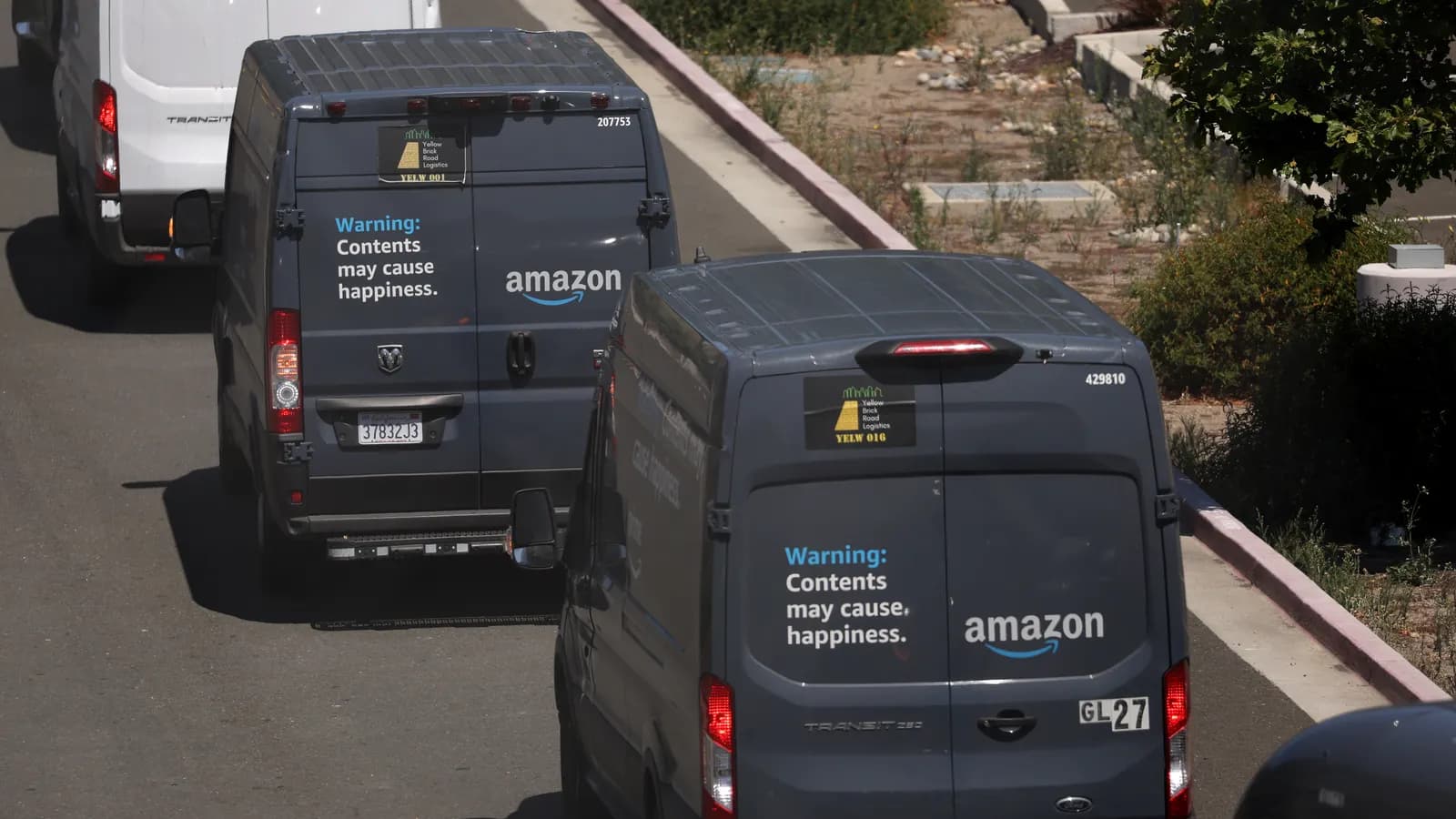 Amazon Set to Exceed USPS in Shipment Volumes by 2028
