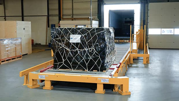 Enhancing Air Cargo Efficiency with Automation at Amsterdam Schiphol Airport