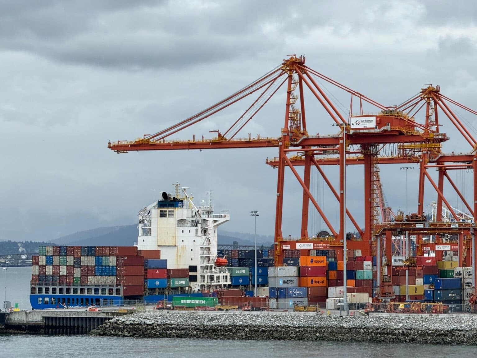 Enhanced Compensation for Container Truck Drivers in B.C. Effective July