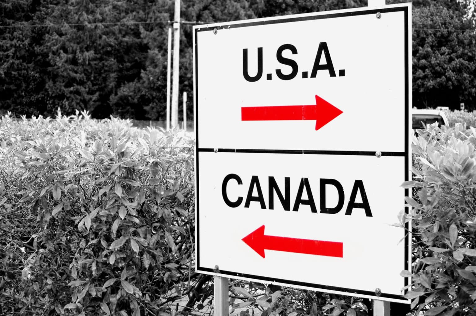 Quebec's Truck Interception of 44 Migrants by Border Services