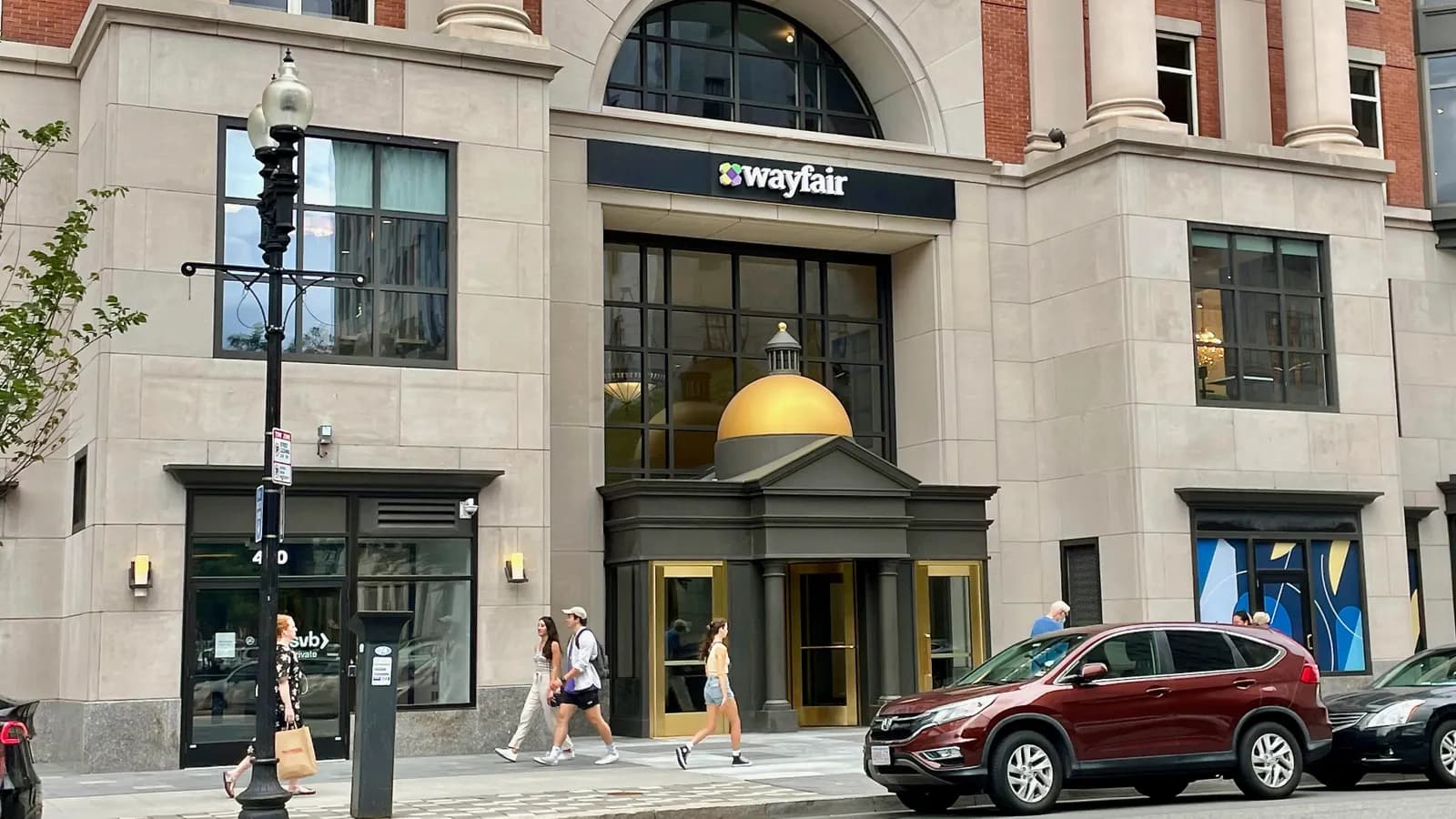 Wayfair Elevates CastleGate Logistics to Support Multichannel Fulfillment of Big and Bulky Home Goods