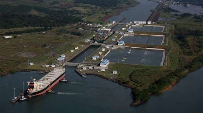 CK Hutchison Delays Completion of Ports Deal: Implications for Global Logistics