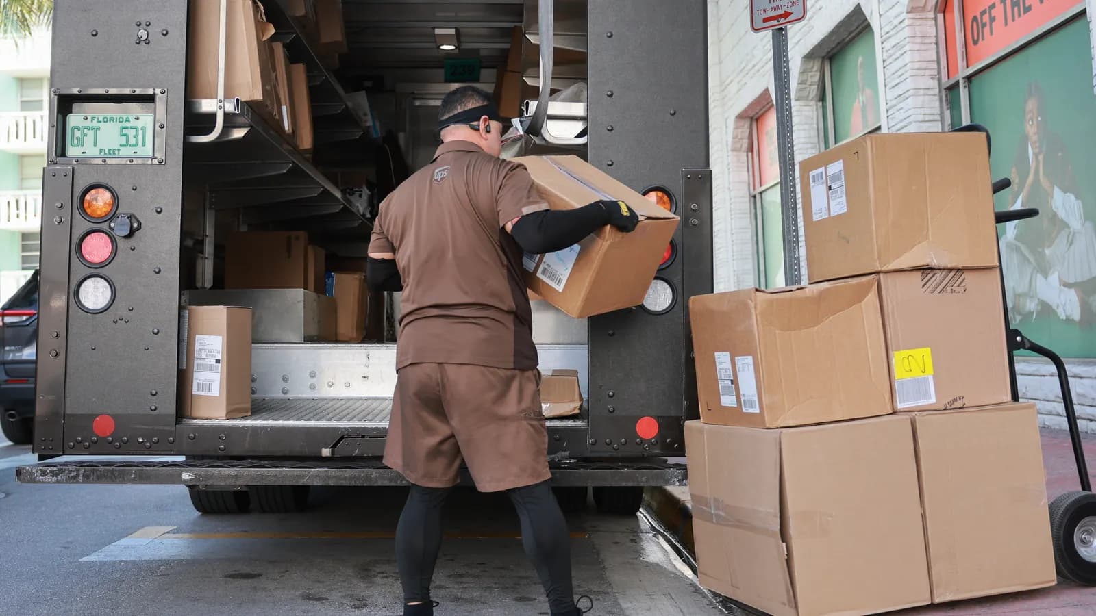 UPS Follows FedEx's Lead with Dimensional Weight Adjustments That Affect Shipping Rates