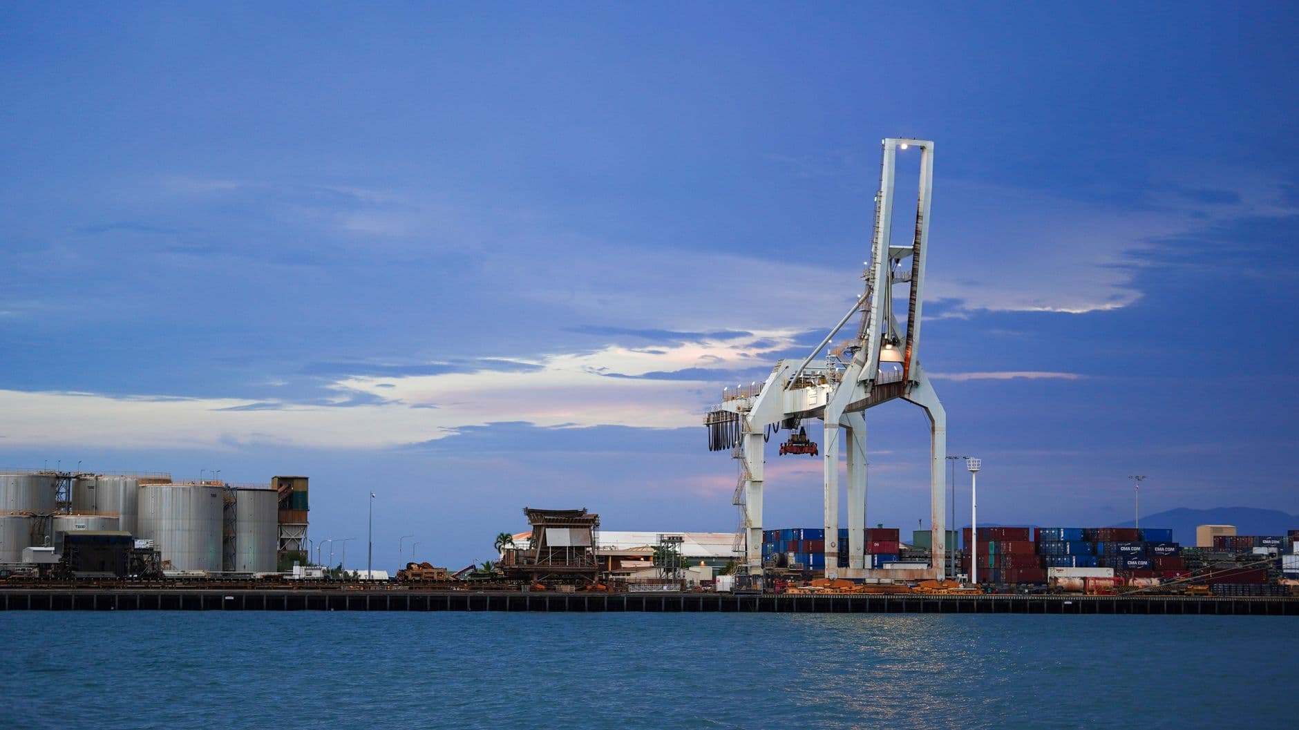 East Mediterranean Transhipment in 2026: Damietta, Port Said and How to Choose a Hub