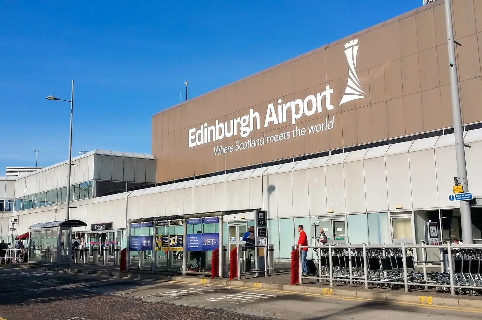 Edinburgh Airport Resumes Flights After IT Glitch Halts Air Traffic Control Operations