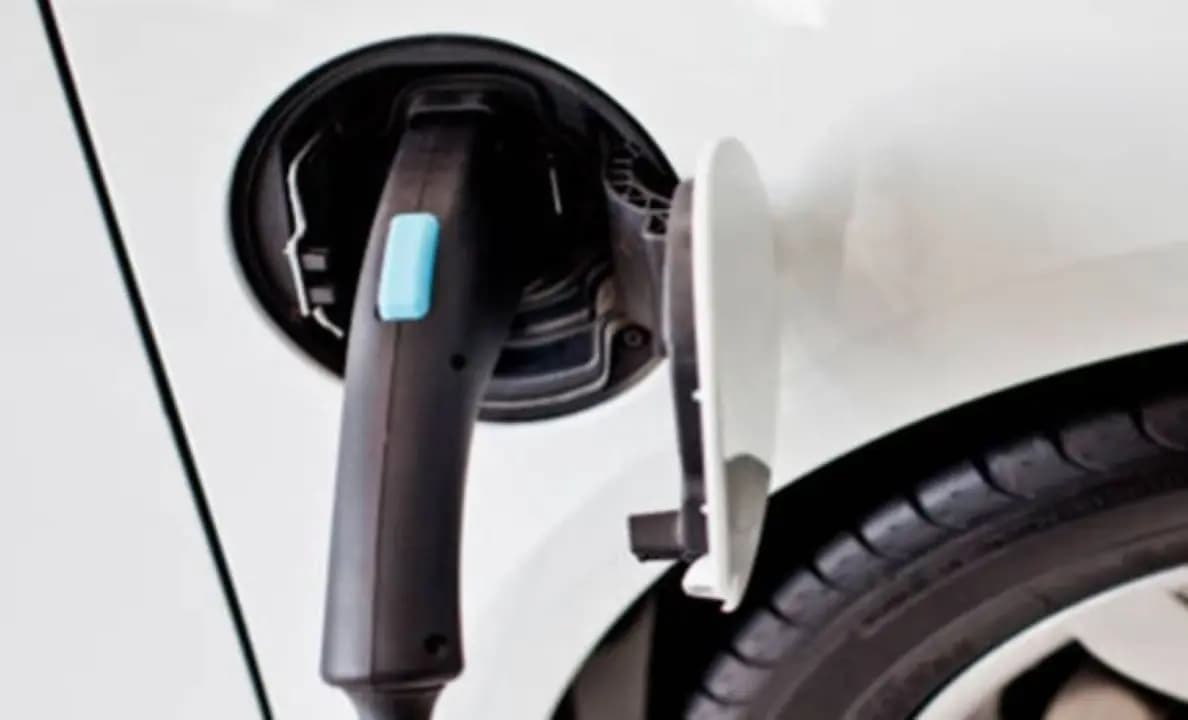 Spanish Consumers Show Reluctance Toward Electric Vehicle Purchases Without Incentives