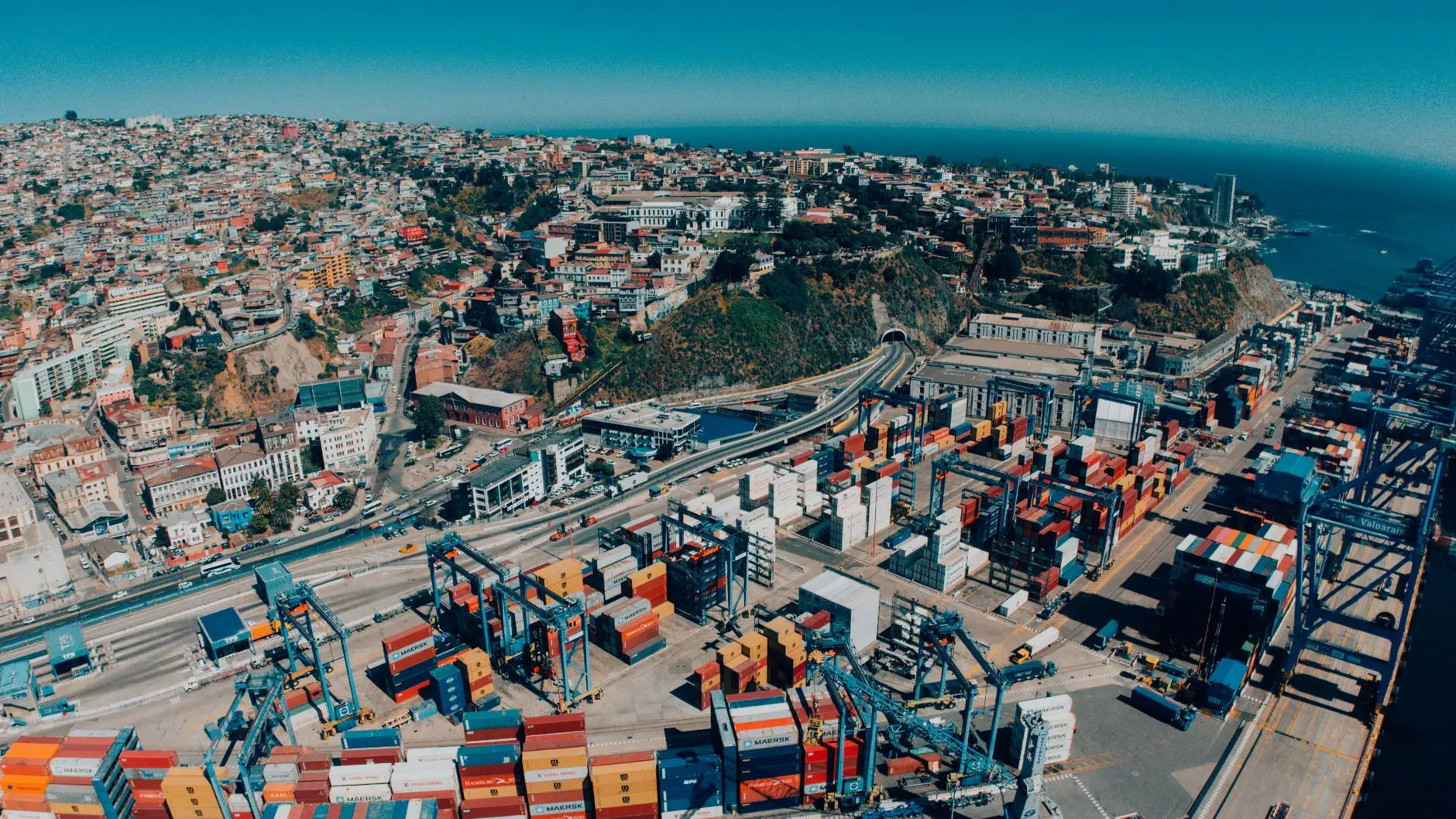 Electronic Bills of Lading Went Portable in 2026: A Shipper's Switch-Decision Guide