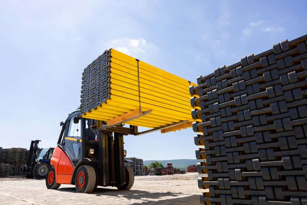 Key Mistakes to Avoid in Transloading and Their Effects on Freight Transport