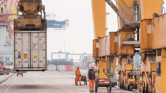 Examining the Impacts of New Trade Agreements on Logistics and Shipping