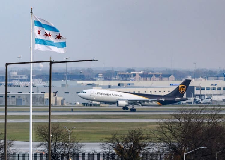FedEx Profit Outlook Brightens as MD-11F Grounding Poses Bigger Challenge for UPS