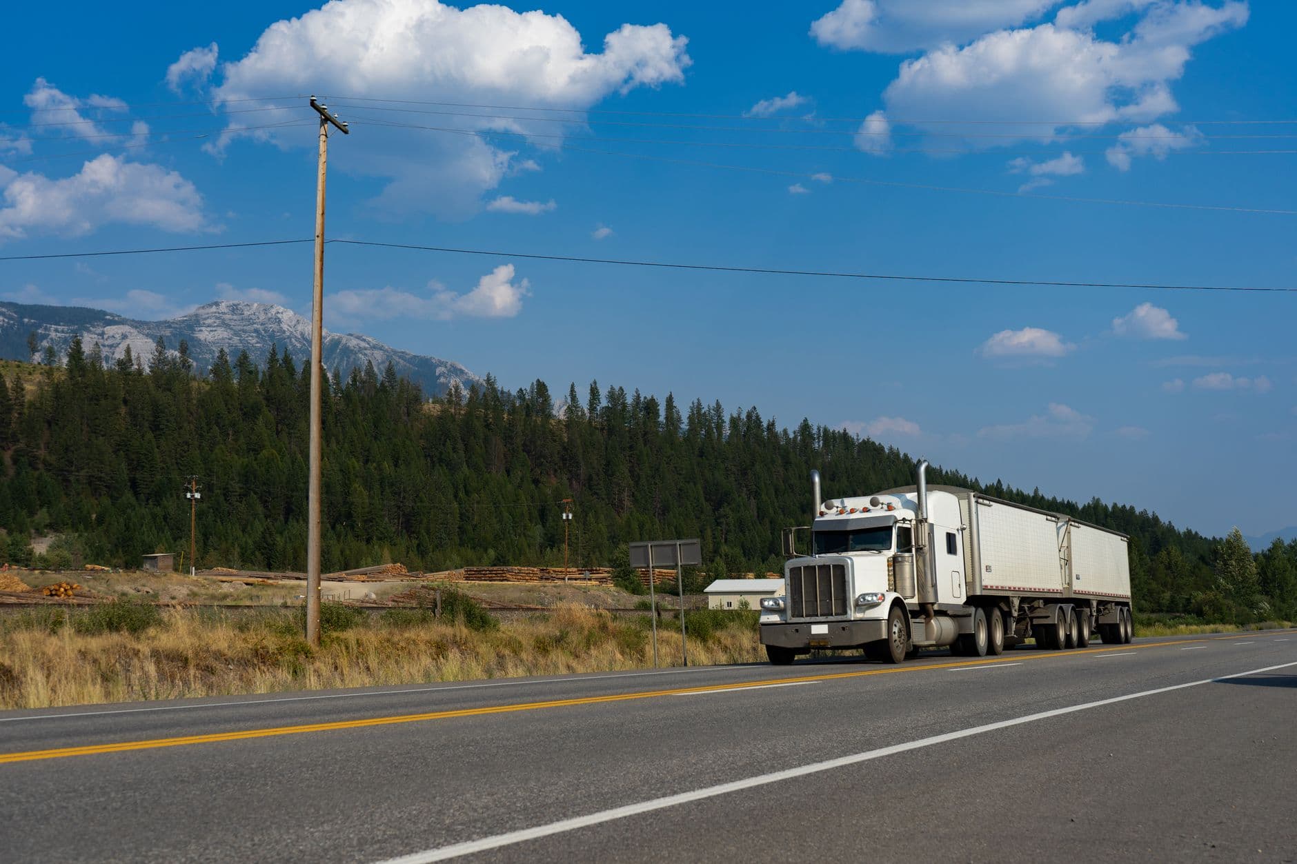 FMCSA English Language Proficiency in 2026: A Carrier and Dispatcher Compliance Guide