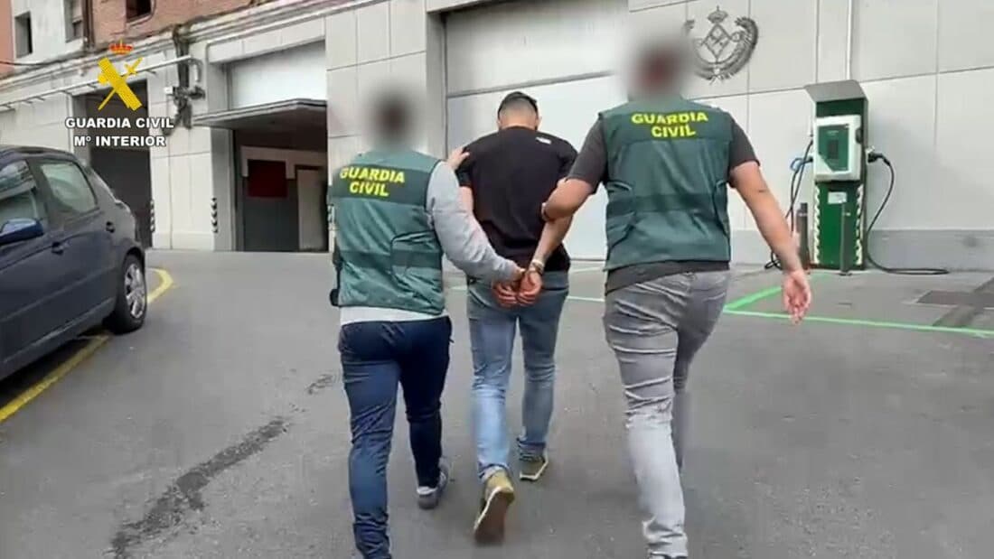 How a Criminal Network Defrauded Nearly €300,000 via Goods Transactions and Transport Services