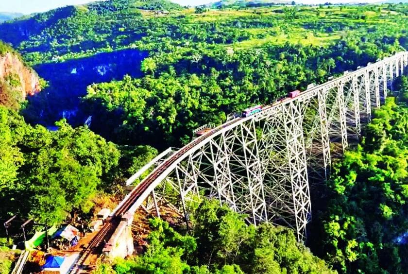 Goteik Viaduct’s Full Restoration Tested by Heavy Cargo Train Showing Engineering and Logistic Strength