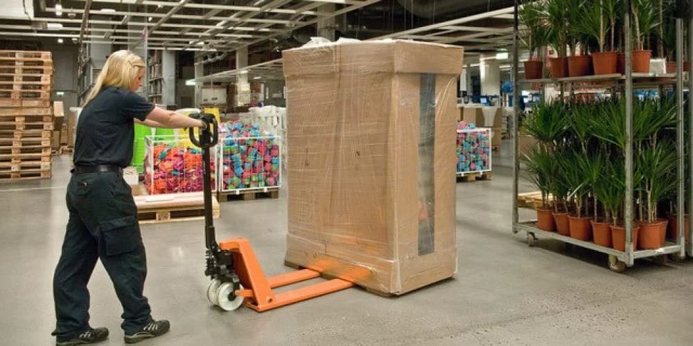 How Toyota’s Emission-Free Hand Pallet Trucks Are Revolutionizing Material Handling and Logistics