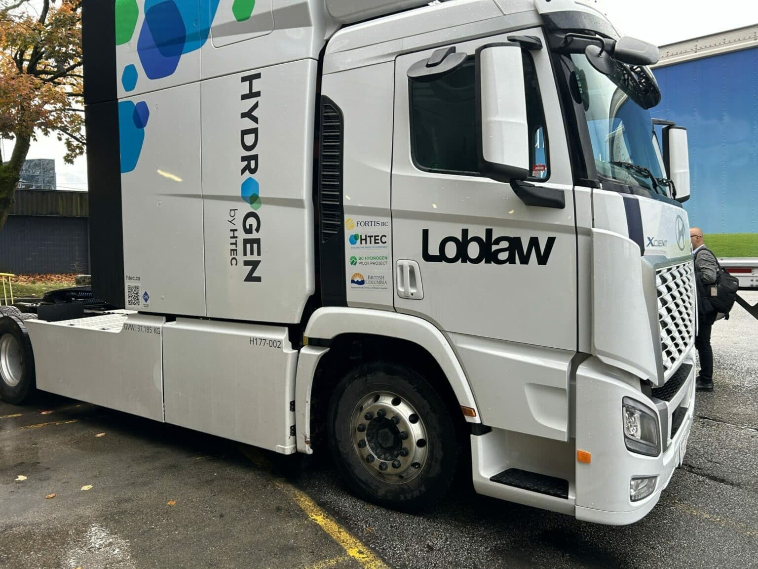 British Columbia’s Class 8 Hydrogen Truck Pilot: A New Chapter in Zero-Emission Freight Transport