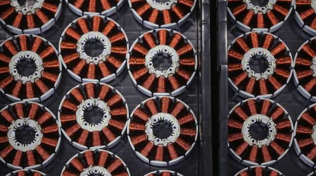 Industrial Production Slumps Amidst Weak Demand Challenges