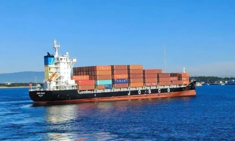 Jiangsu Ocean Shipping Expands Its Fleet with New Containership Orders