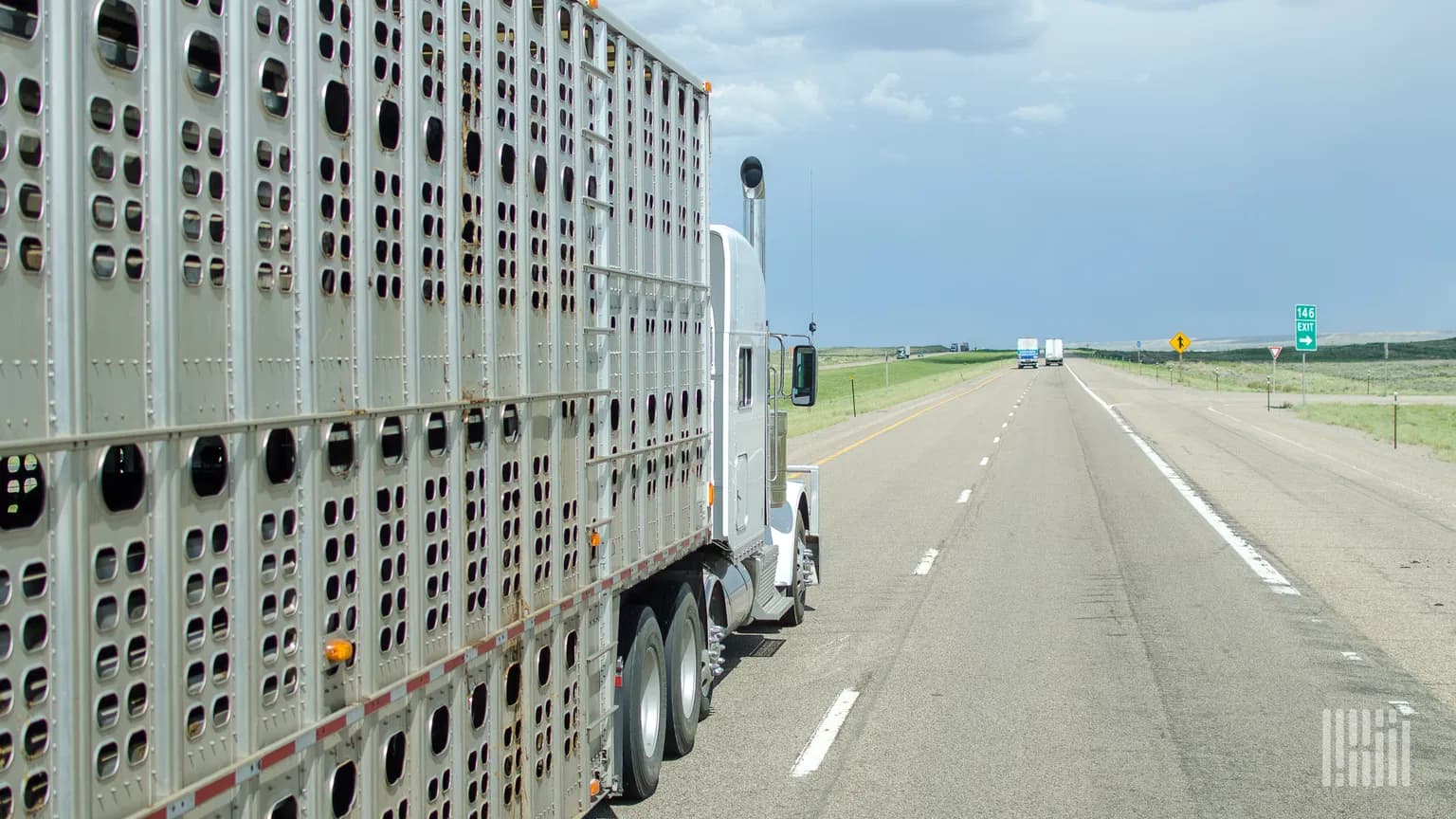 New Legislation to Ease Livestock Hauling Regulations