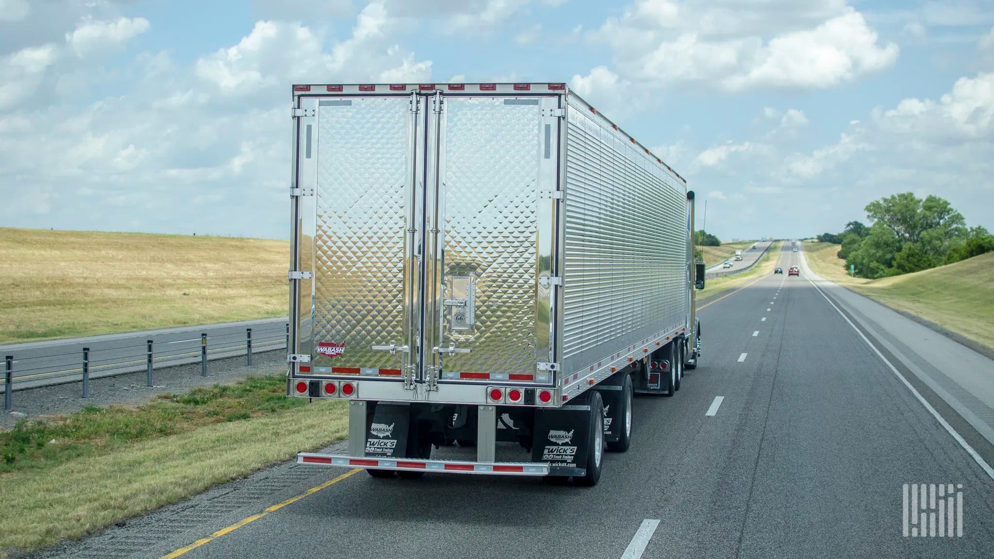 Streamlining Operations: A Collaborative Approach in Logistics