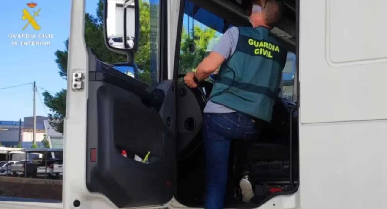 Drug Distribution Network Busted: Implications for Logistics and Transportation