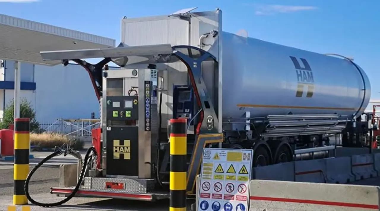 Grupo HAM Opens a New GNL Station in Castejón, Near the N-232