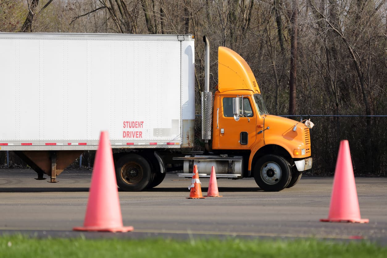 Ontario Closes Peel Driving School Amidst Stricter Oversight of Driver Training