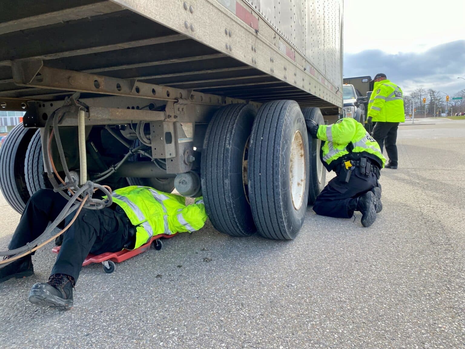 A Closer Look at Compliance Inspections in Canada's Trucking Sector