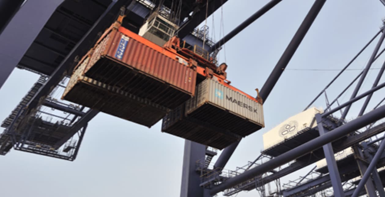 China Insists on Controlling Stake in Panama Canal Ports Amidst $22.8 Billion Global Port Asset Sale