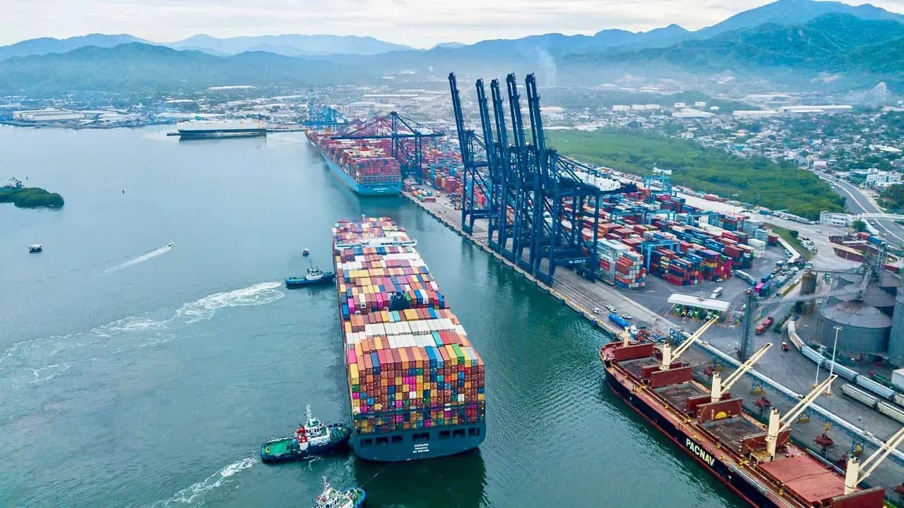 Impact of Worker Strike on Operations at Mexico's Major Container Port