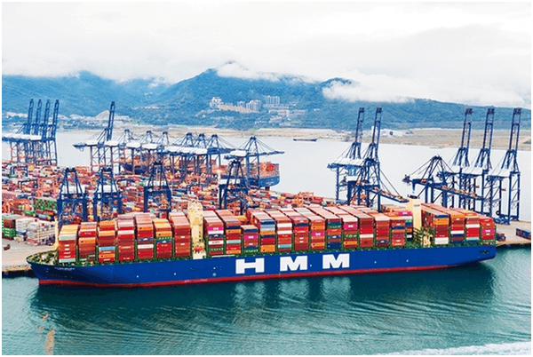 Industry Pushback on POSCO's Bid to Take Over HMM and Its Implications for Shipping and Logistics