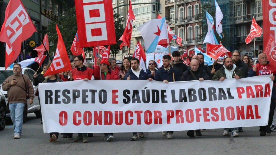Bus Drivers in A Coruña Demand Fair Collective Bargaining Amid Impending Strike