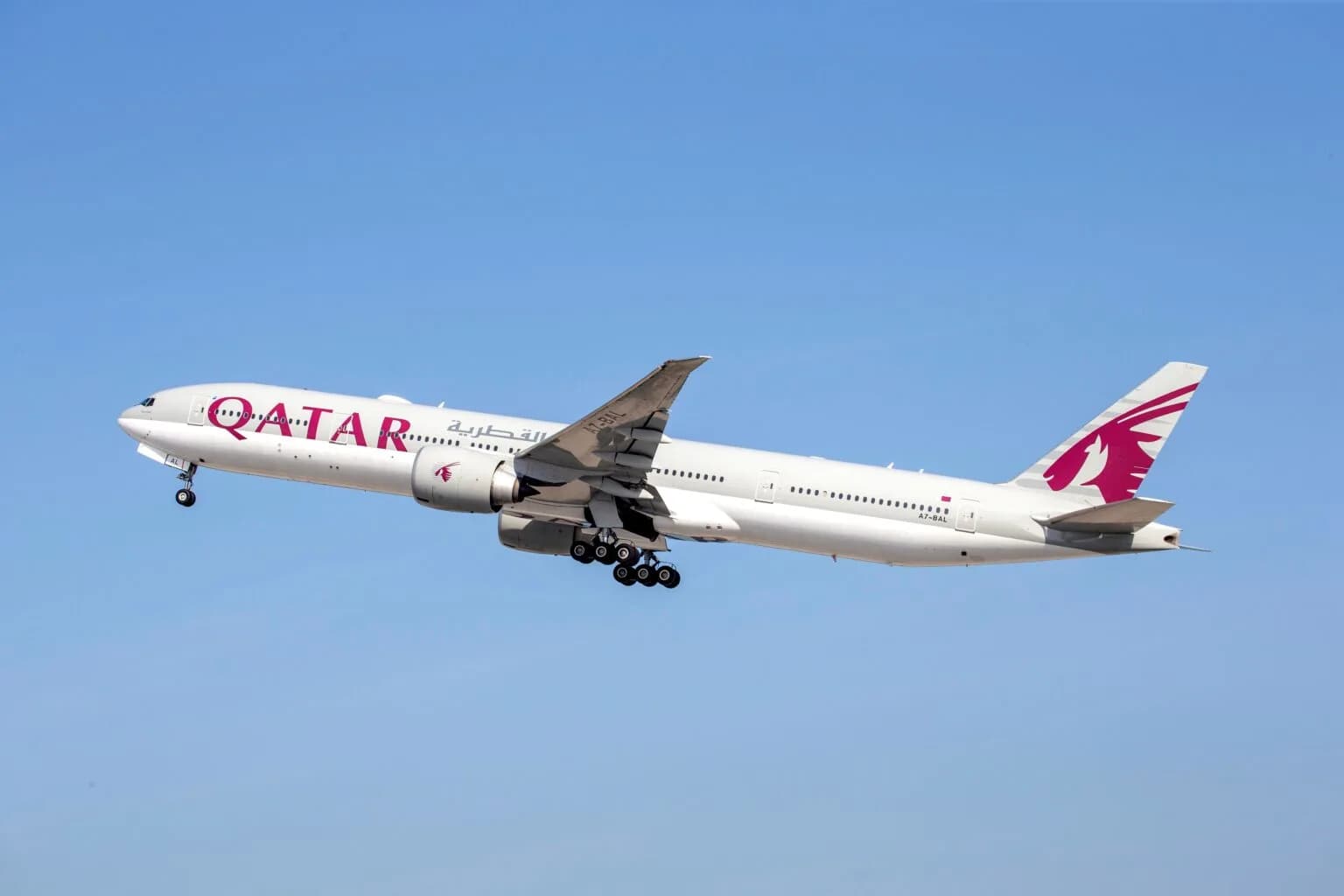 How Qatar Airways' Global SD-WAN Network Upgrade Sets a New Standard in Airline Connectivity and Operations