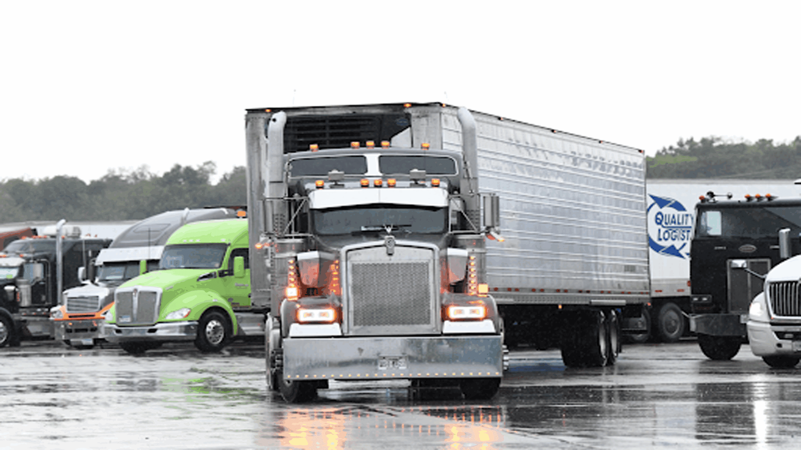 Decoding Reefer Hours: Essential Insights on Maintenance, Costs, and Resale Value of Refrigerated Trailers