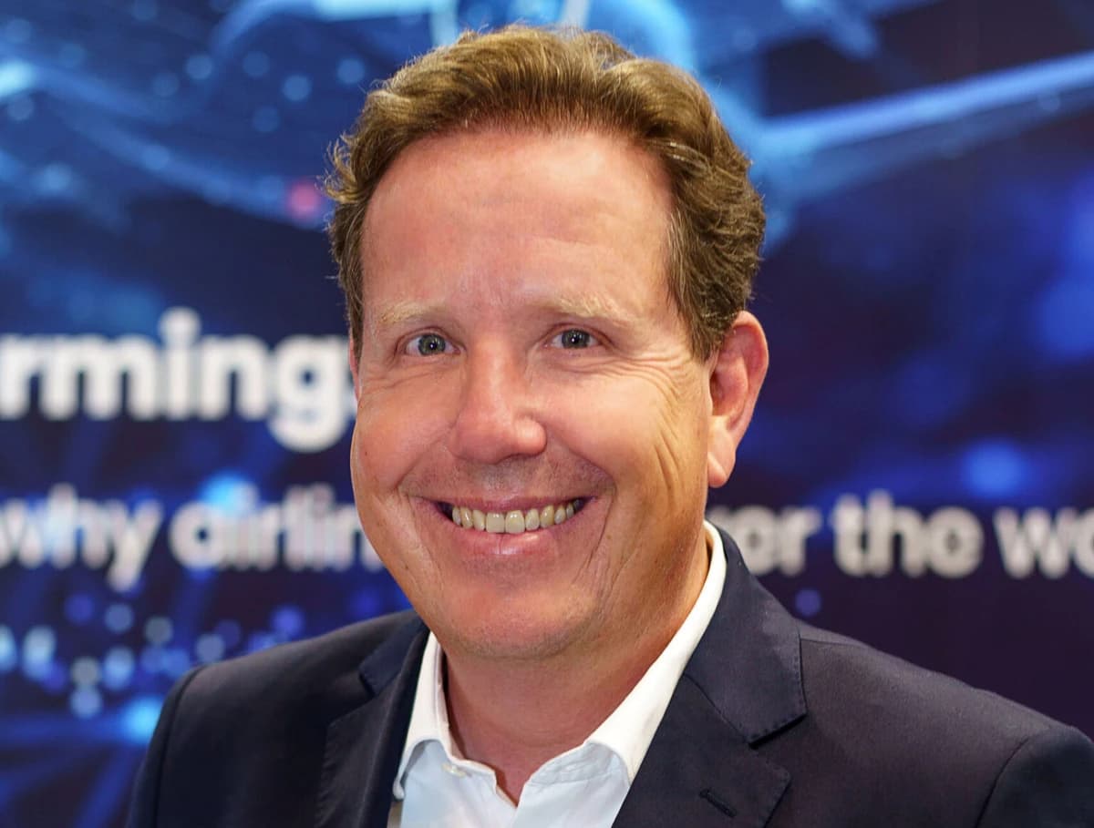 Embracing AI with a Human Touch: Jettainer's Strategy for ULD Management