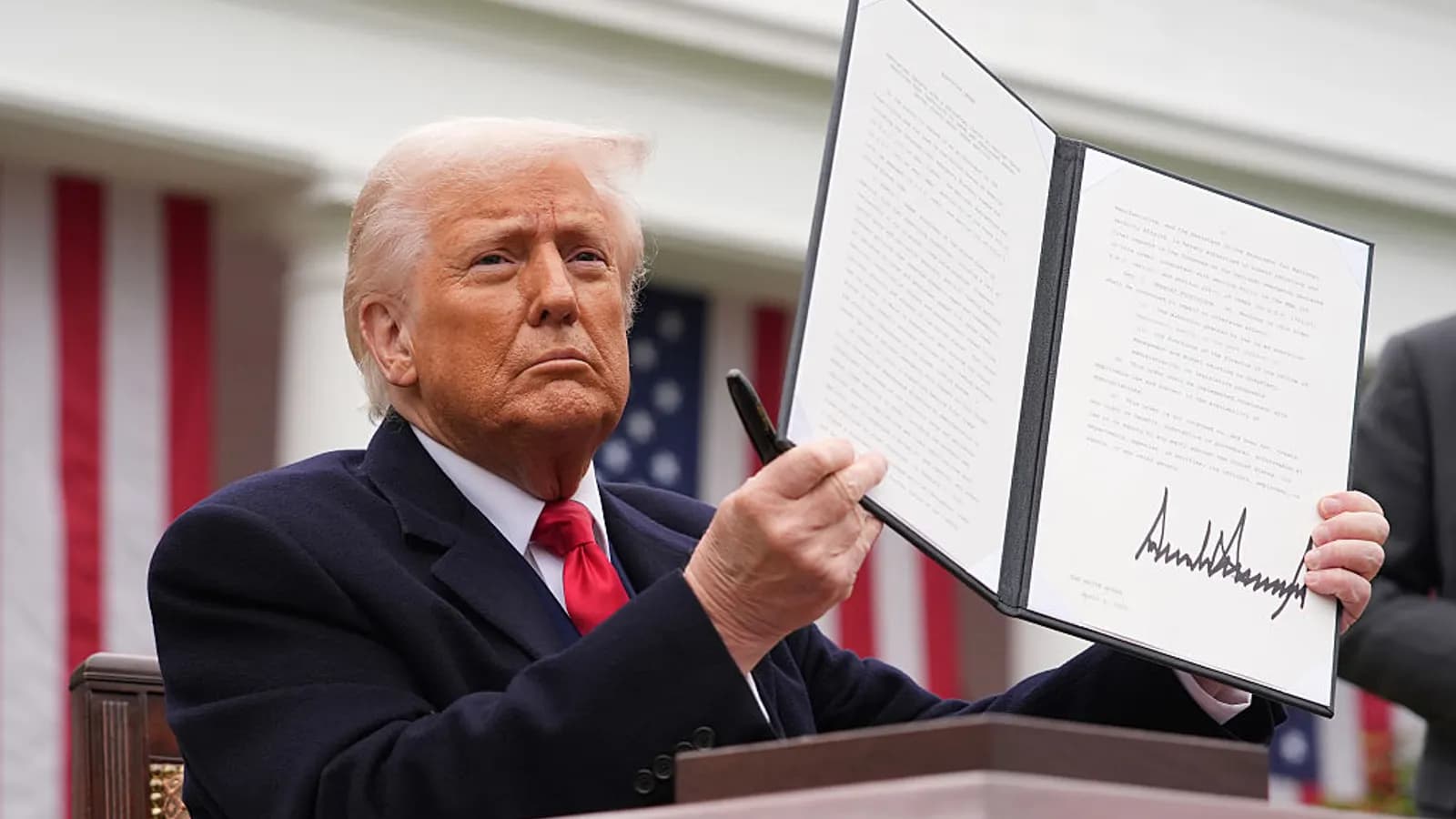 Supreme Court to Deliberate Trump’s Tariffs Legality in November Session