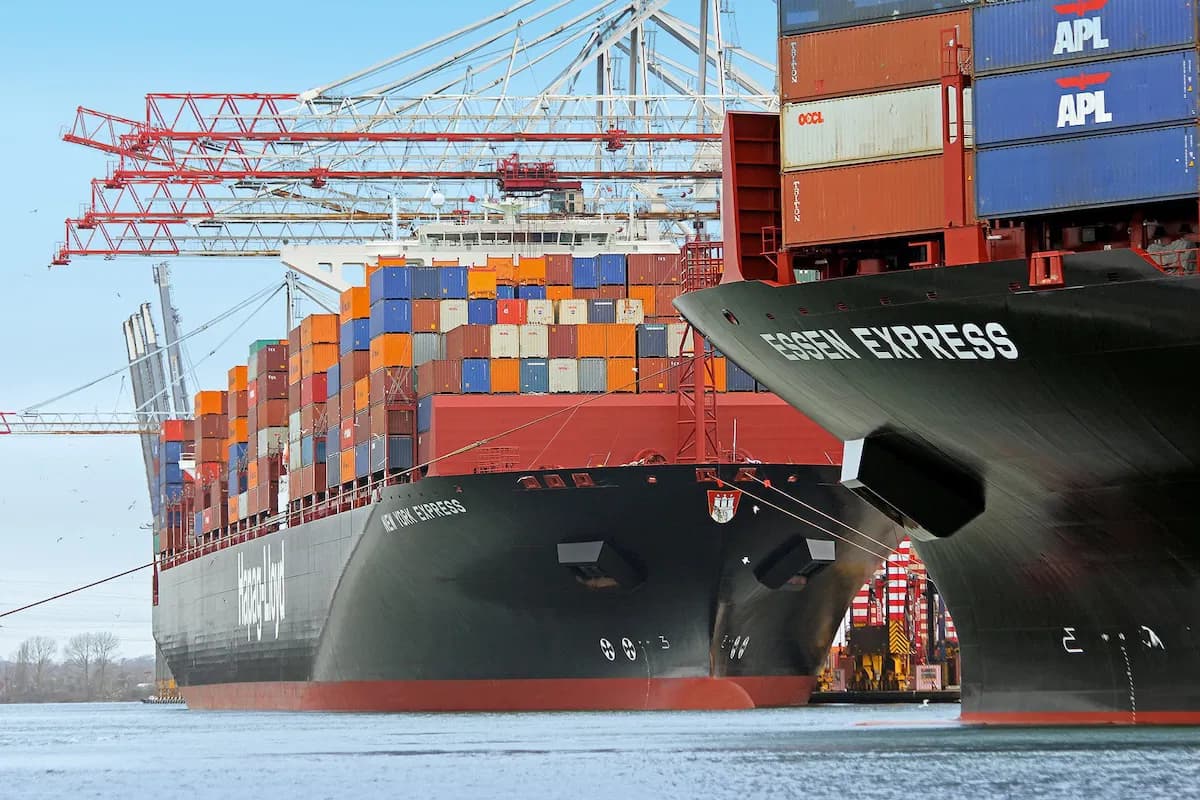 Hapag-Lloyd's Rapid Growth in Shipping After China Booking Surge