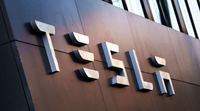 Tesla Reaches Settlement Over Autopilot Incident Resulting in Driver’s Death
