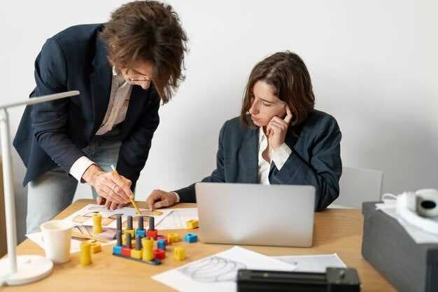 Top-Down vs Bottom-Up Management - Which Style Is Better for Your Organization?