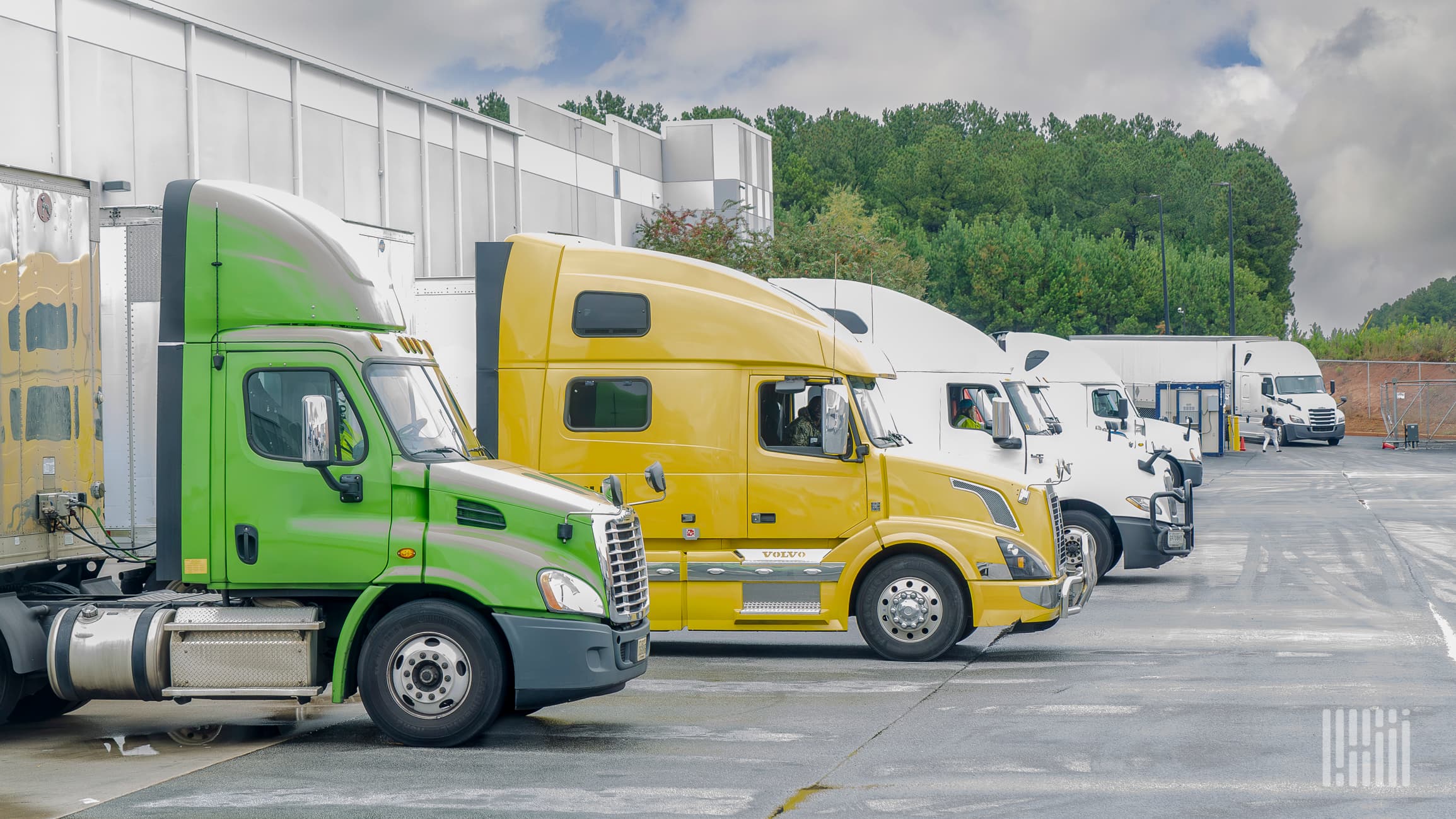 CloudTrucks Expands Support for Independent Trucking Drivers through FleetFirst Leasing Program