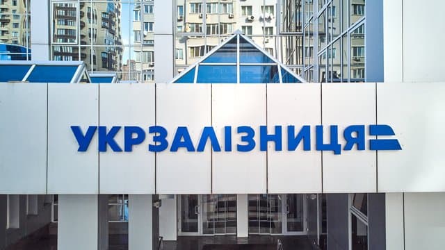 Freight Transport Outlook by Ukrzaliznytsia: Decrease in 2025, Slight Growth by 2026