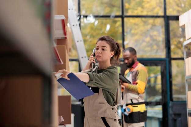 Canada Post's Ongoing Contract Dispute Causes Service and Financial Strain for Postal Workers