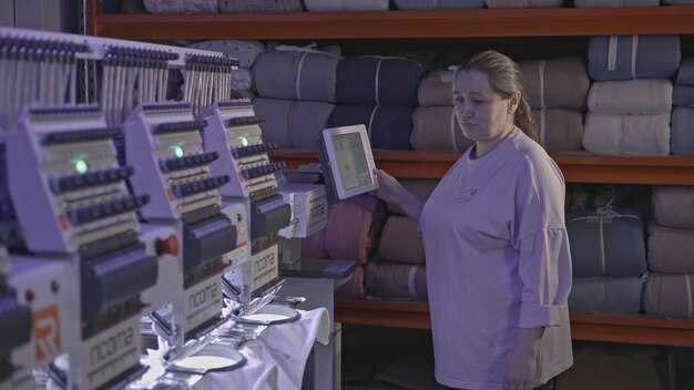 Καθιερώστε διακυβέρνηση δεδομένων, ελέγχους ποιότητας δεδομένων και διαλειτουργική συνεργασία με αναγεννητικούς αγρότες και προμηθευτές.