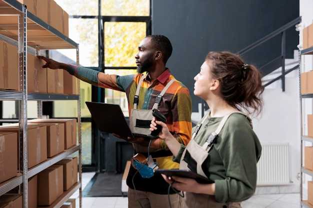 Practical decision framework for choosing between Direct Store Delivery and Distribution Center
