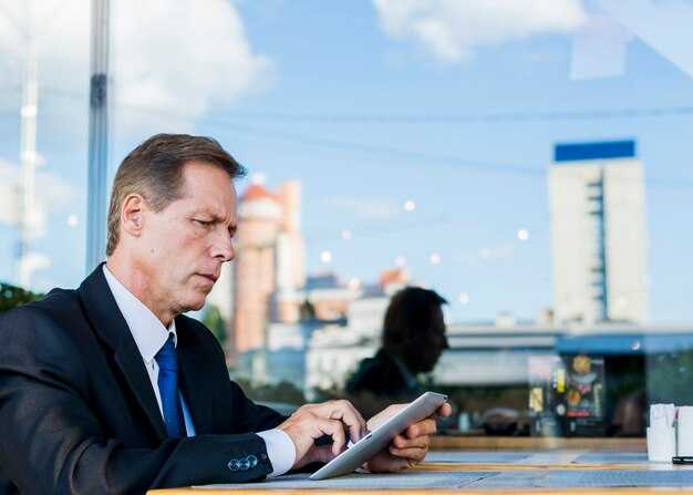Tomorrow's CFO Briefing: Key Metrics, AI Partnerships, and Market Signals for Finance Leaders