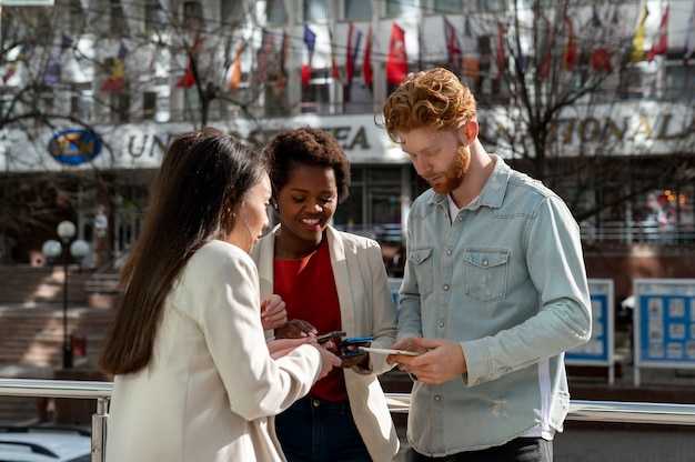 How the surcharge is calculated and reported