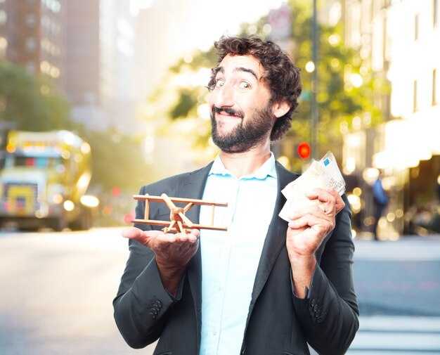 Which retailers offer the highest base earning rates